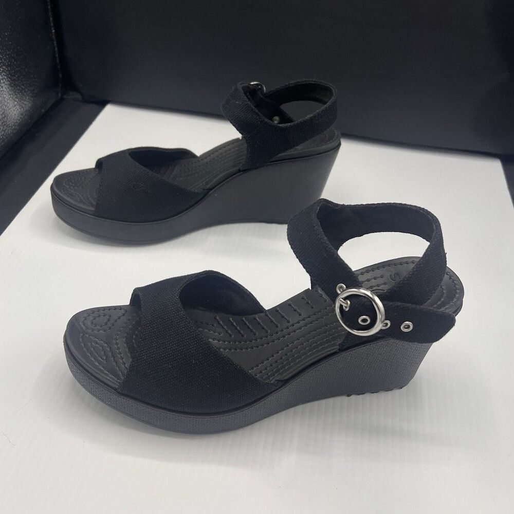 Crocs Women’s Black Canvas Wedge Heels Sandals Size 9 New NWOB Comfort Buckle